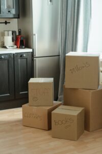 8 places to get Free Cardboard Moving Boxes
