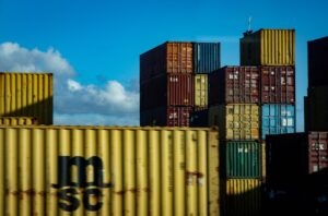 Get Free 2-Week Containerised Storage