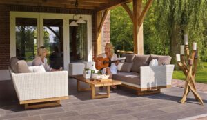 How to make your own pallet deck