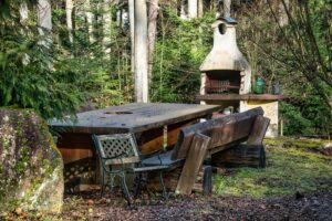 How to declutter your garden